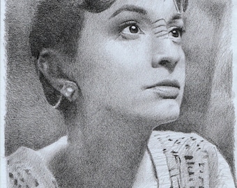 Print - pencil drawing - Kira Nerys from Deep Space 9 - sizes 8" x 12" to poster