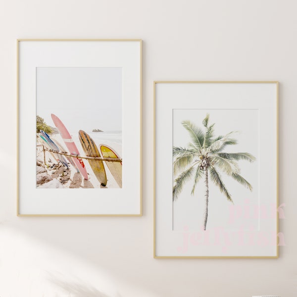 tablas de surf impresiones de playa conjunto de 2, carteles de surf de palmas, arte de pared imprimible, conjunto de impresiones costeras, decoración de la habitación de una adolescente, arte digital colorido,