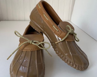 mint green duck boots