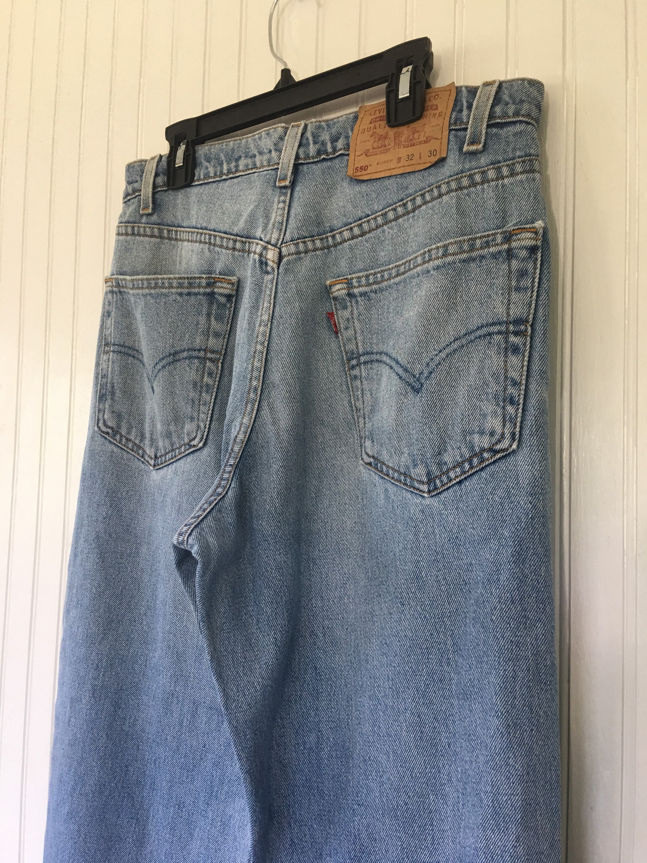 Vintage 90s Levis 550 Red Tab Jeans 32 Grunge Light Medium Blue Wash ...