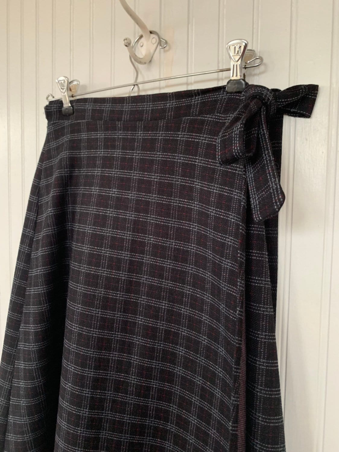 Vintage Deadstock 80s XS Wrap Plaid Skirt Black Red Gray Check Below ...