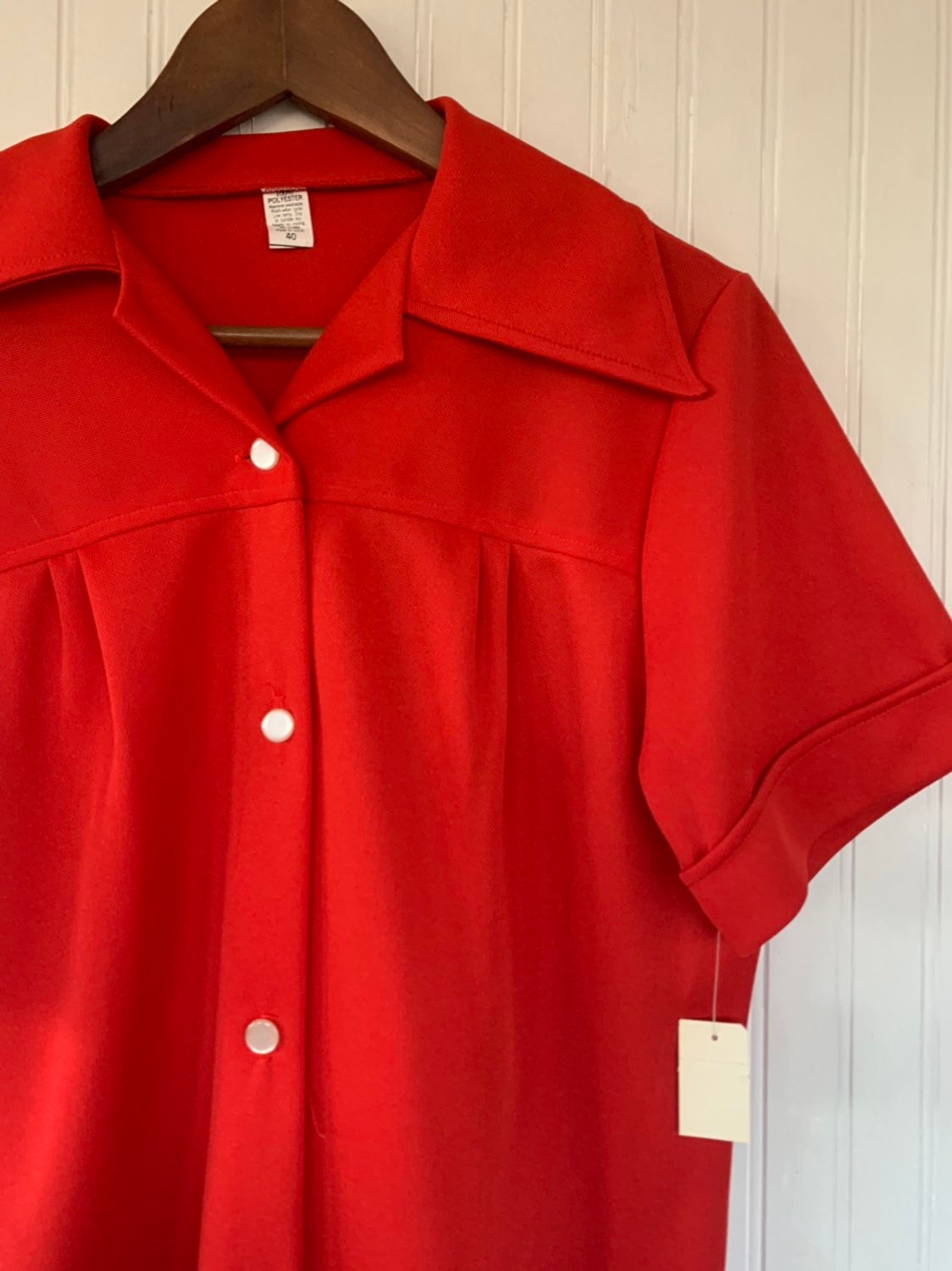 red short sleeve button shirt red short sleeve button shirt