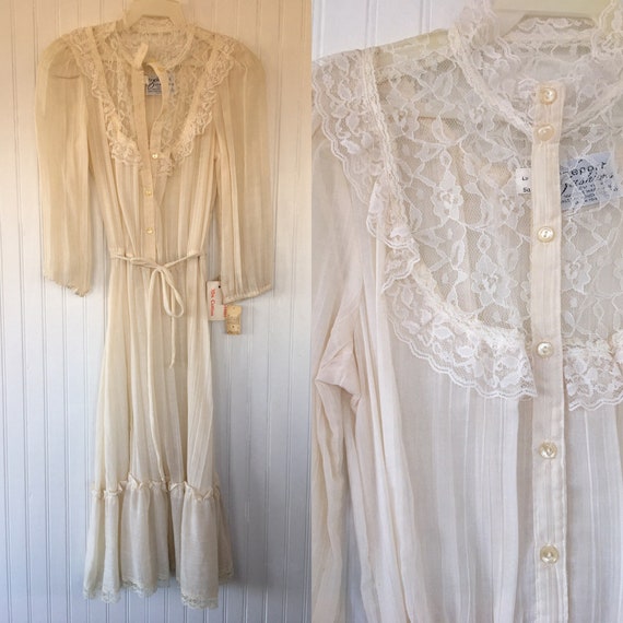 Vintage 70s Ivory Lace Sheer Floral Boho Dress Me… - image 1