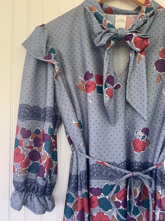 Vintage 80s Medium Gray 3/4 Sleeve Floral Blouse … - image 5