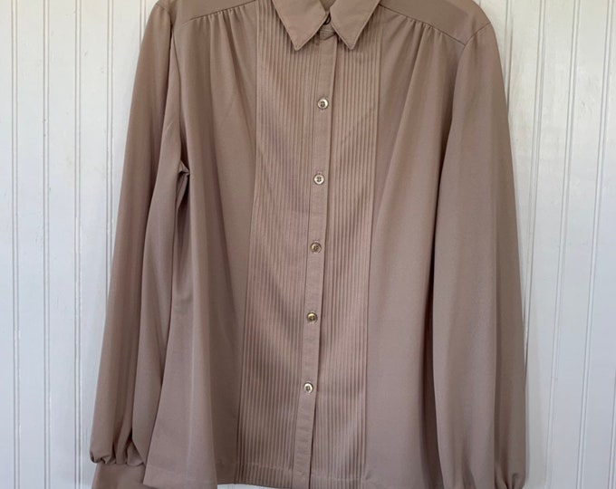 Vintage Deadstock 80s Nude Beige Sheer Pleated Front Long Sleeve Shirt Top Button Down Blouse Medium M 38 Large LG L Deadstock Boho Tuxedo M
