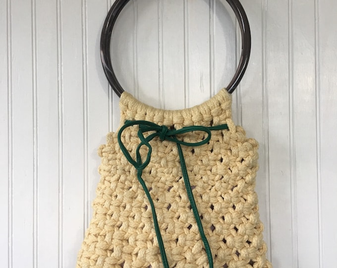 Vintage 70s Knit Bag Purse Unique Handbag Round Handle Knitted Handmade Festival Cream Off White Green Pink Lining