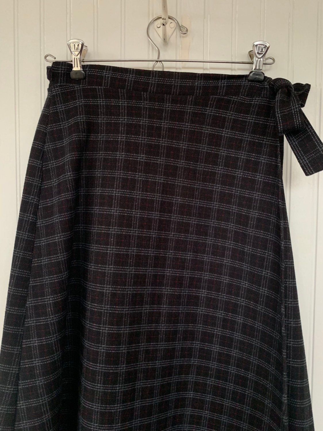 Vintage Deadstock 80s XS Wrap Plaid Skirt Black Red Gray Check Below ...