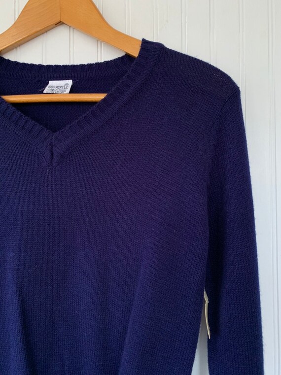 NWT Vintage 80s Medium Navy Dark Blue V Neck Pull… - image 5