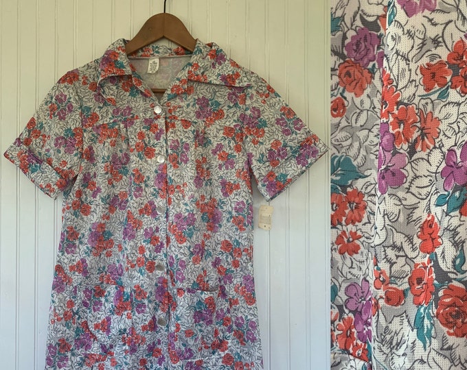 Vintage Deadstock Floral Smock Top small Xs Xs/S Shirt Short Sleeve White Pink Teal Purple Flowers Polyester Wide Collar Pockets 70s 80s 32