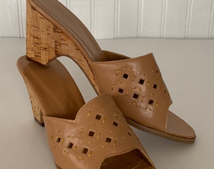 Vintage 70s Deadstock Size 7 Vegan Leather Sandals Nude Tan Gold Wedge Cork Heel Mint New Condition Spring Boho Shoes 38