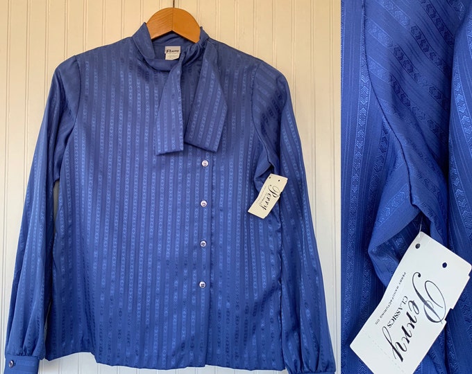 Vintage Periwinkle Blue Blouse Button Down Pussy Bow Tie Collared Top Medium M M/L Large L Deadstock Dress Shirt 70s 80s Secretary Pinup