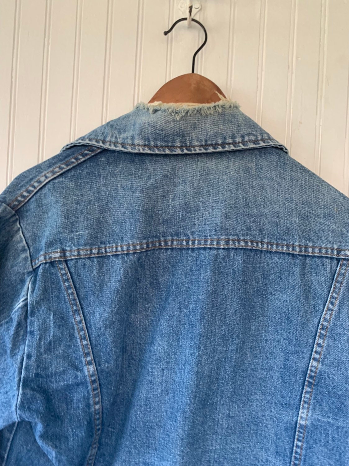 Vintage 80s Roebucks Blue Jean Jacket Denim Coat Worn In Size Large L