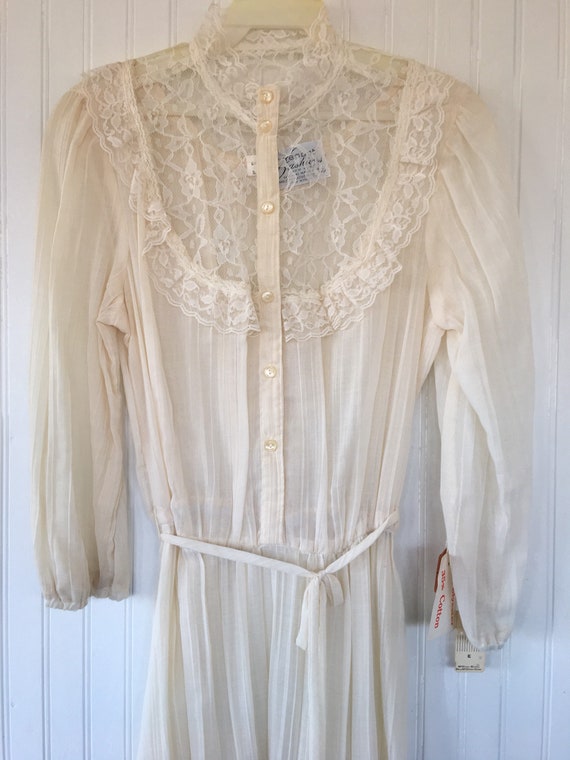 Vintage 70s Ivory Lace Sheer Floral Boho Dress Me… - image 6