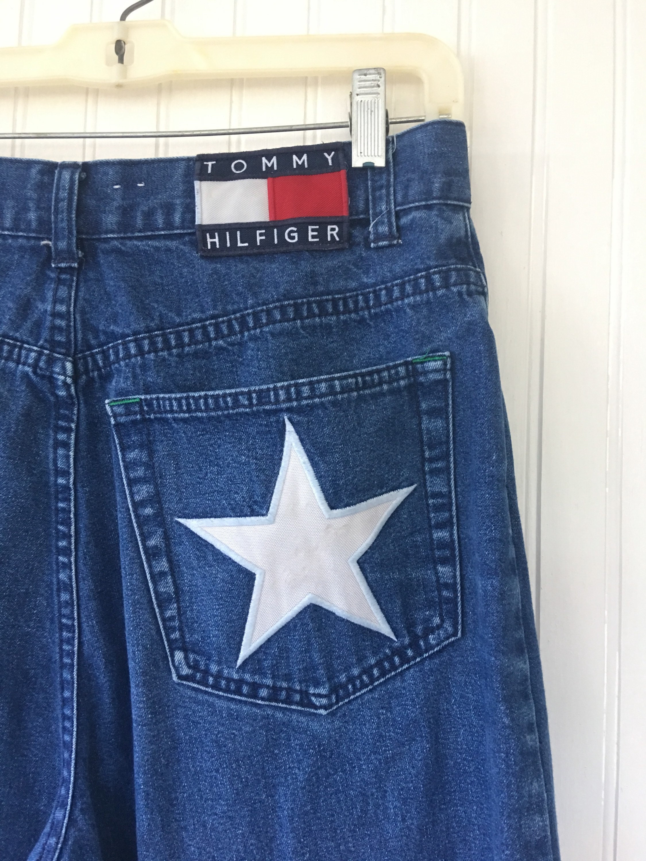 temperen Reis erosie Rare Vintage 90s Tommy Hilfiger Denim Blue Jeans Wide Leg Size 9 8 10 Large  Logo Logo Nineties Hip Hop Pipe Leg 32 Waist 32 31 30