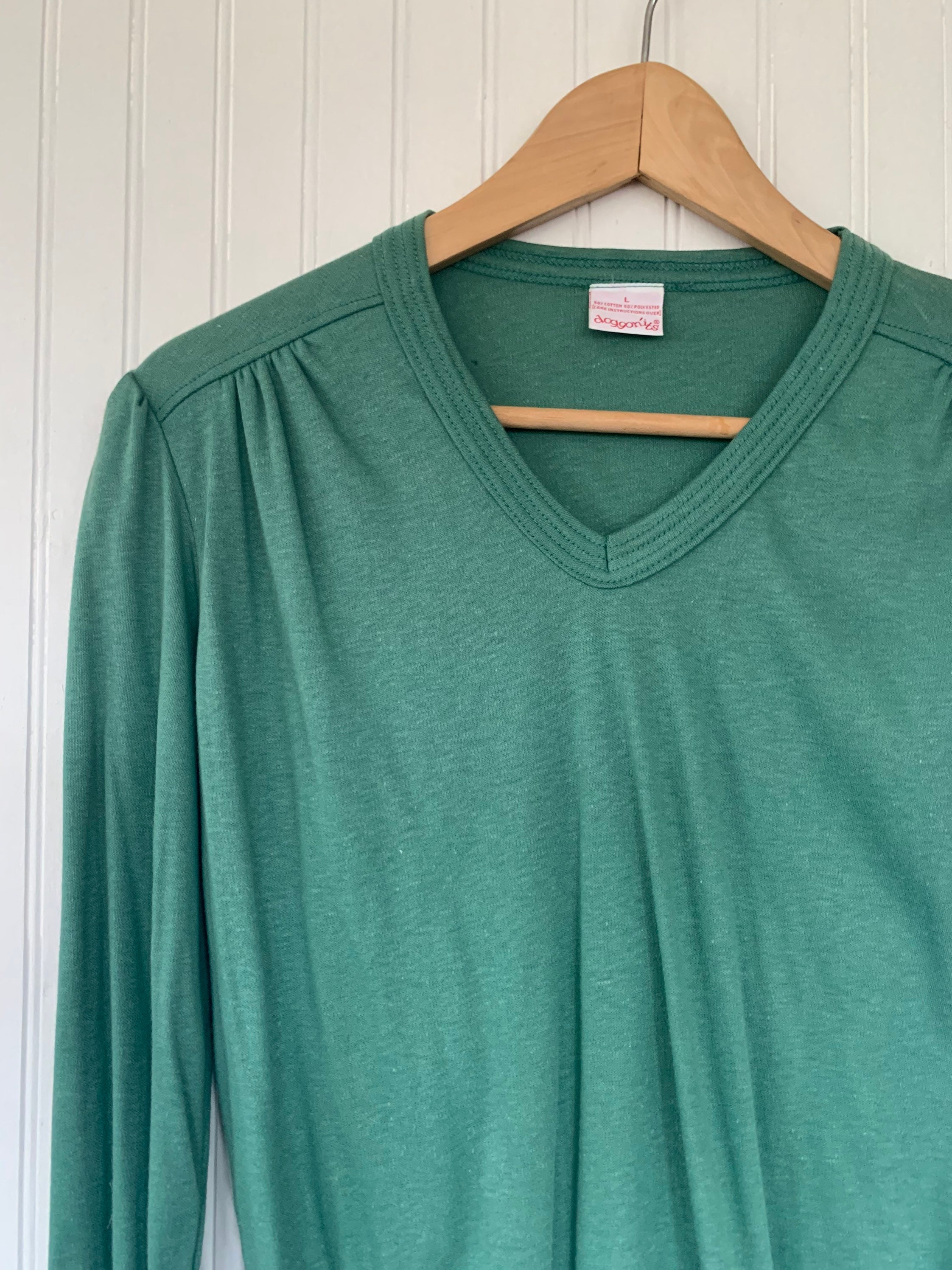 Vintage Washed Green V Neck Pullover Long Sleeve Medium large M/L ...