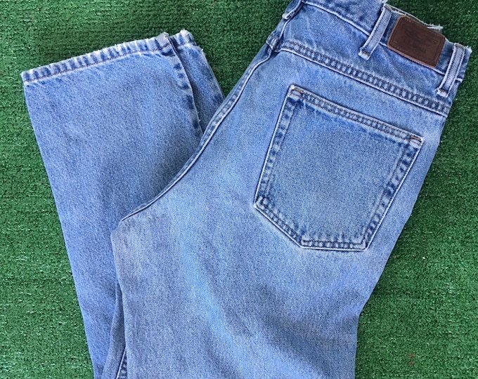 Vintage 90s LL Bean Denim Blue Jeans Worn Size womens 34 x 29 Large L High Waist high waisted Nineties Mom Jeans Classic Fit