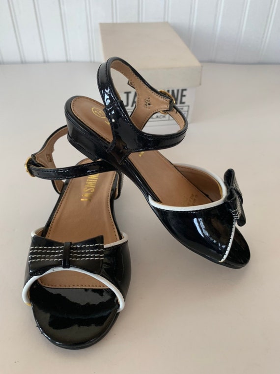 Vintage 80s Deadstock Girls Mary Janes Size 7 1/2… - image 1