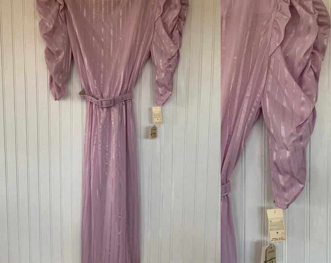 Unique Vintage 80s Pastel Lavender Purple Pink Sheer Puff Sleeve Dress M 4 6 8 Medium Med NWT Deadstock Ruffles Ruched 70s Boho Wedding