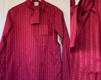 1979 NWT Vintage Burgundy Maroon Dark Red Blouse Button Down Pussy Bow Tie Collared Top Size XS Small 32 Deadstock Dress Shirt Seventies