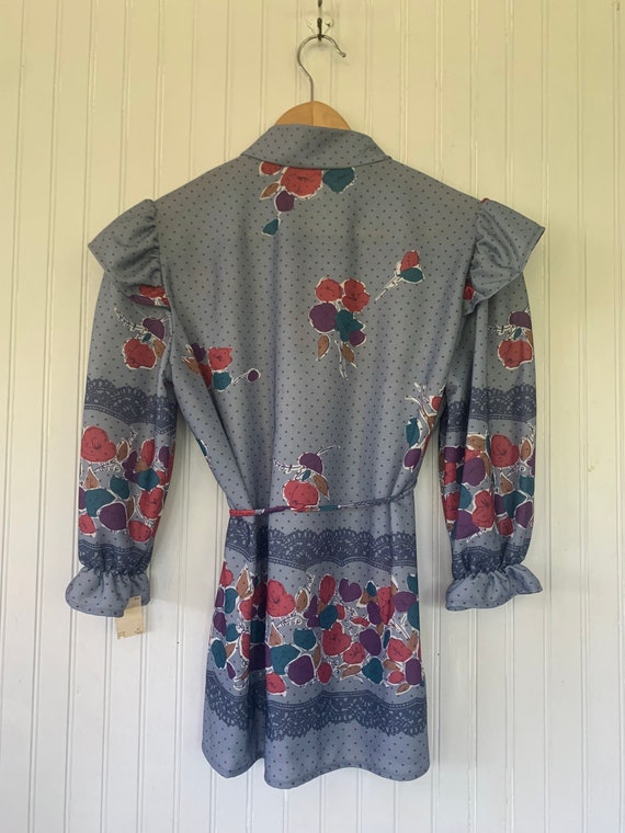 Vintage 80s Medium Gray 3/4 Sleeve Floral Blouse … - image 4