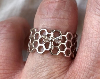 wide silver lace band ring honeycomb bee ring adjustable best gift for her dainty bee pendant