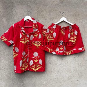 Red Floral 100% Pure Cotton Pj Set, Bridesmaid Pajama, Shorts Set, Shorty Pajama Set, Bridal Party Pajama,  Girls Wear Pajama