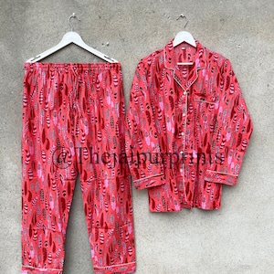 Soft Cotton Pajama Bridesmaid Pajamas - Bridal Party Gift - Bridesmaid Gifts - Long Pant Sleeve Set - Bachelorette Party - Pajama for Women
