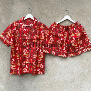 Short Pj Set, Red Floral Rabbit Print Cotton Pajama Set, Cotton Short Sleeve Shirt With Short, Lightweight Loungewear, Gift For Her