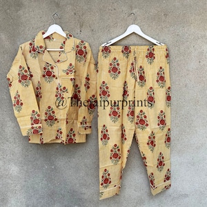 Hand Block Print Pajama Set, Floral Pure Cotton Pj&#39;s Set, Pajamas Set, Wedding Pajama, Matching Pajamas, Loungewear Set, Women&#39;s Nightwear