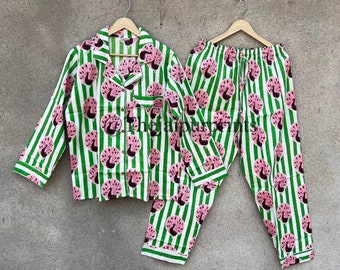 Peacock Print Cotton Pajama Set: Women's Lounge Sleepwear