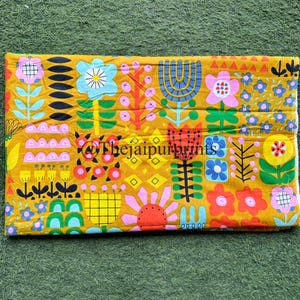 Handtryckt bomullstyg, indisk blommig textil, sömnadsmaterial
