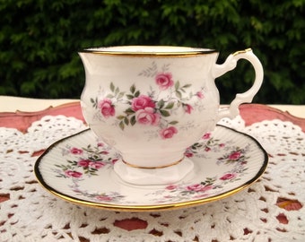 Lovely Queens Fine Bone China teacup and saucer, Vintage teacup and saucer.