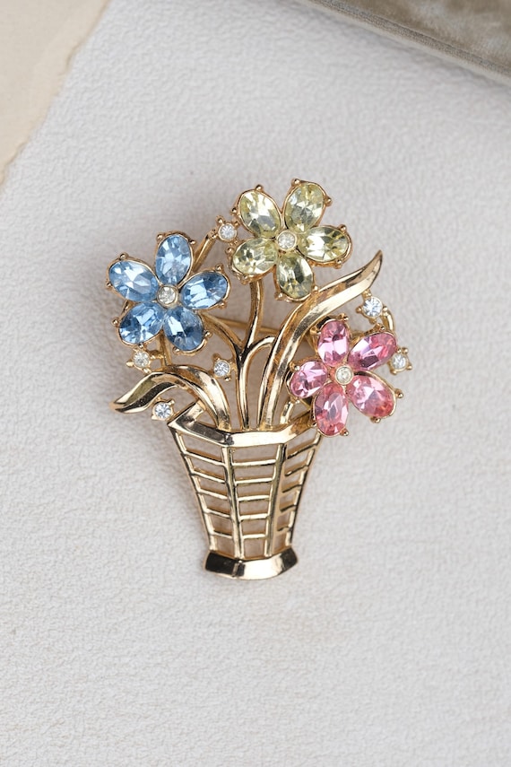 Vintage 1954 Trifari Patented Rhinestone Flower Planter Brooch