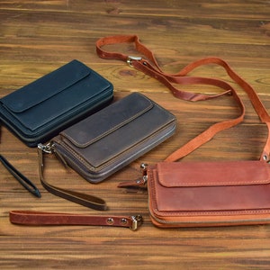 Elegantes carteras de pulsera de cuero y cartera cruzada: accesorios perfectos para un diseño minimalista y transporte diario