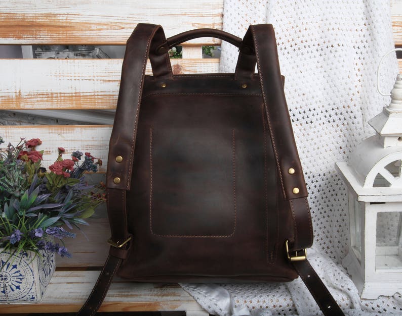 distressed-genuine-leather-backpack