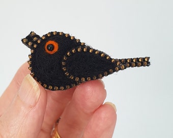Handmade Blackbird Brooch: Needle Felted Wool Bird Pin with Zipper Edge