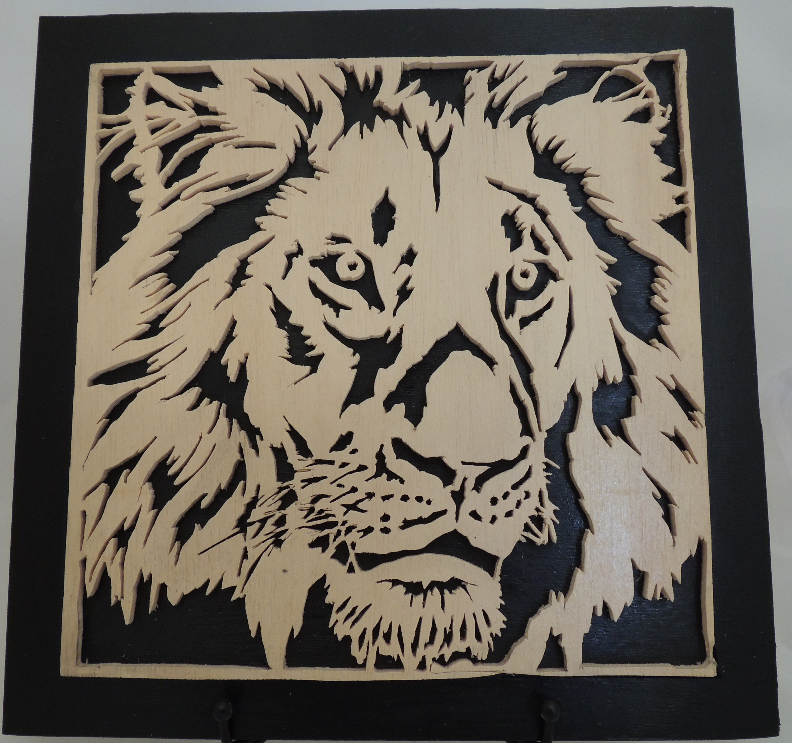 Le Roi Lion Bois Chantourné