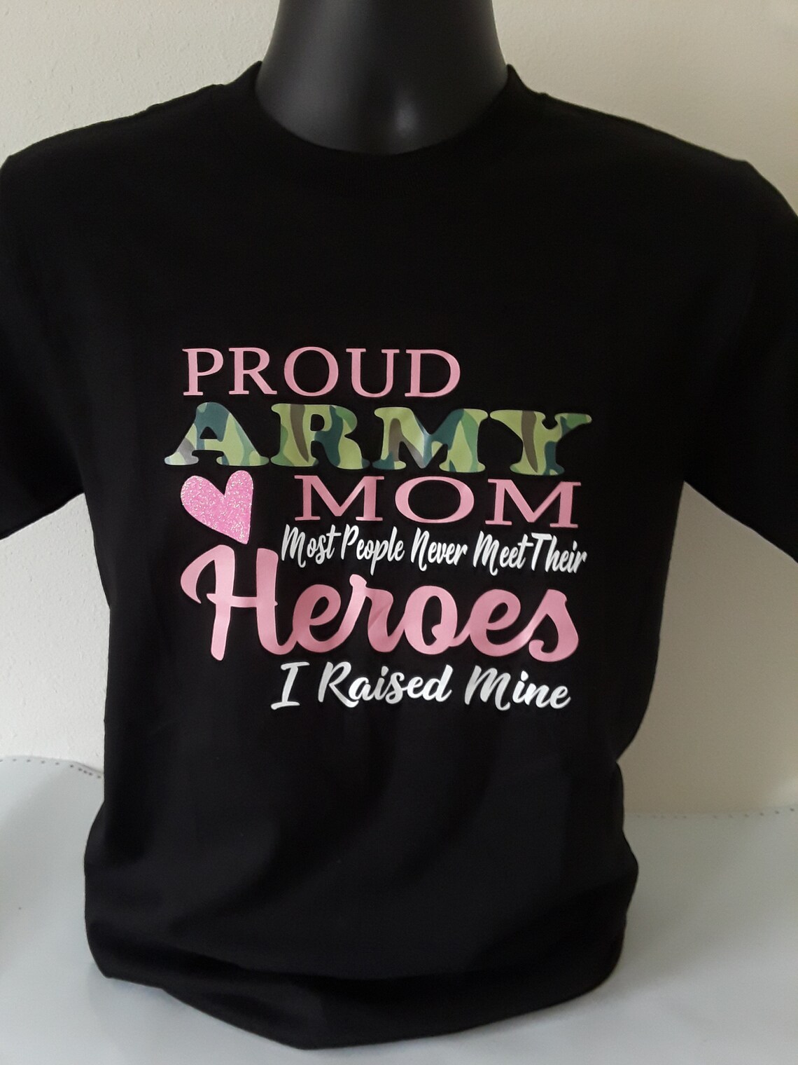 Proud Army Mom….heroes Crew T-shirt Army Mom Heroes US - Etsy