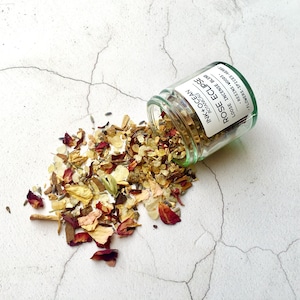 Rose Eclipse Hand Blended Loose Incense With Resins, Herbs, Woods, Spices And Flowers. Grounding, Balancing And Uplifting Blend.