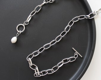 Pearl Necklace Silver Chain Necklace Freshwater Pearl Irregular Natural Pearl Pendant Toggle Clasp Necklace women accessories Boho Minimal