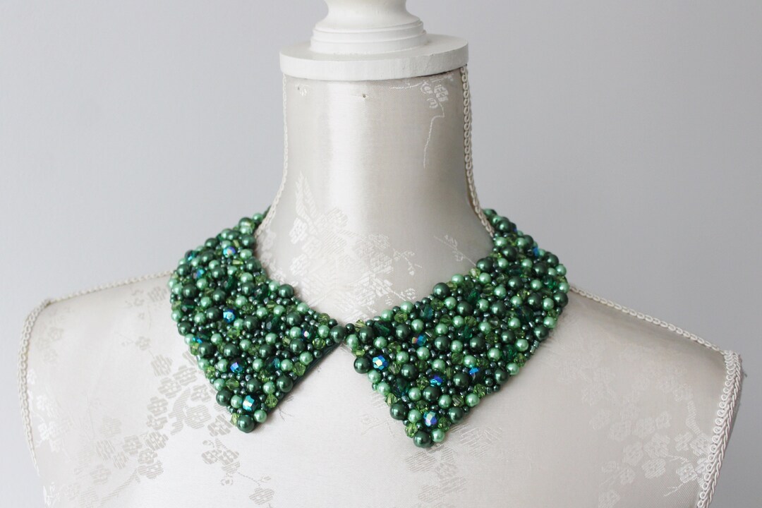 Emerald Green Collar Necklace With Pearls Pointed Shape Etsy