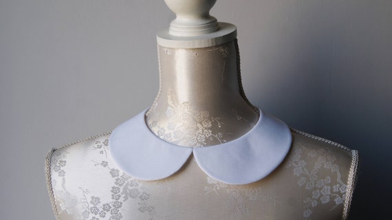 White collar necklace two-sided matt satin ribbon round shape detachable removeable women accessories peter pan classic elegant fake collar