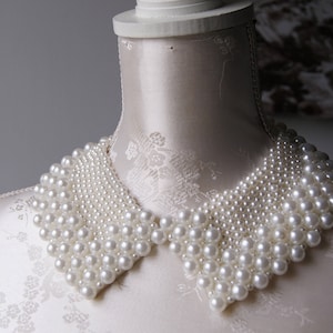 Cream collar necklace with pearls pointed shape detachable beaded collar ecru beads removeable accessories for women peter pan collar