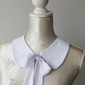 White Collar Necklace With Black Ribbon Bow Pointed Shape Detachable ...
