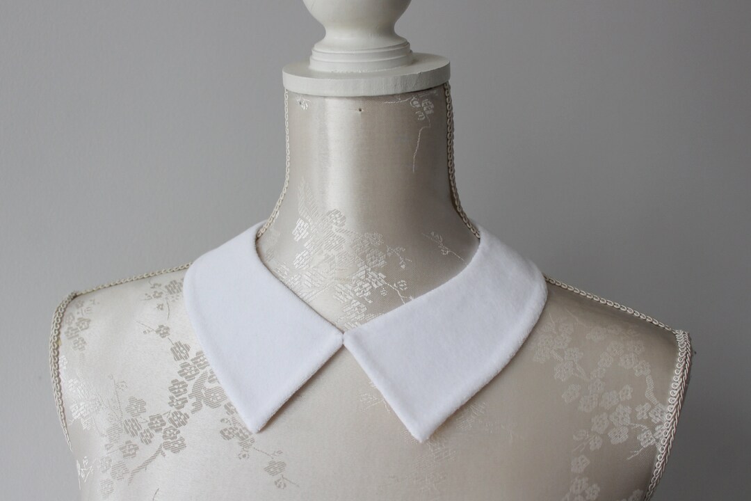 White Velvet Collar Necklace With Ribbon Pointed Shape Detachable ...