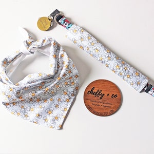 Daisy Matching Dog Collar Cover + Tie On Bandana Set  | Puppy Gift | Cheffy and Co | Spring | Summer | Scarf | Garden | Flower | Floral