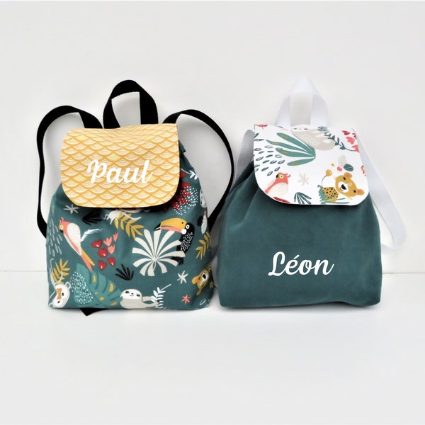 Kindergarten children's backpack ideal for cuddly toy and snacks, customizable with the child's first name, animal pattern