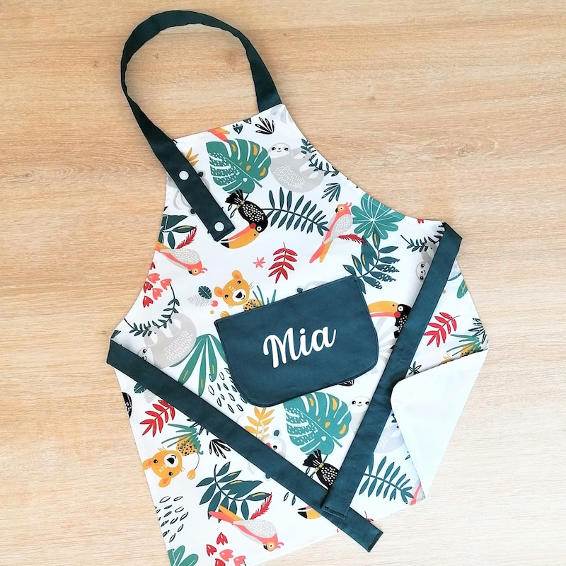 TRYTUTRY Love Kids Tablier Enfant Réglable Avec Poche : Protège Les Vêtements Des Petits Chefs En Cuisine, Peinture Ou Pâtisserie