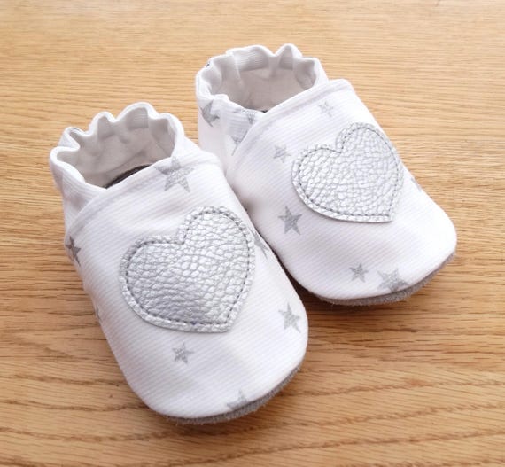 Soft leather and cotton baby booties 