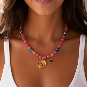 Frida Kahlo pärlhalsband, rosa jadepärlberlock, blommahänge, present till mamma bild 1
